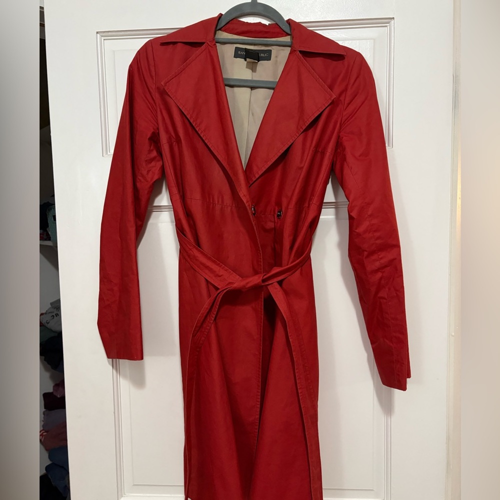 Banana Republic Red Trench Coat with Tie Belt — Women’s XS
